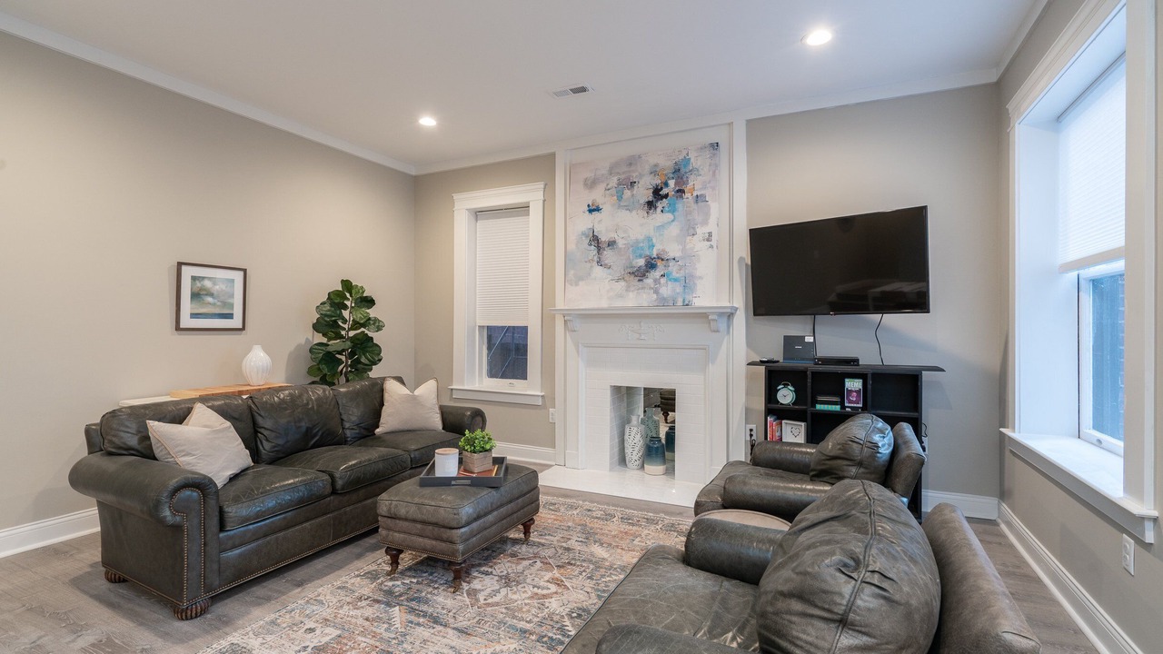 Photo of Livingroom in Central West End