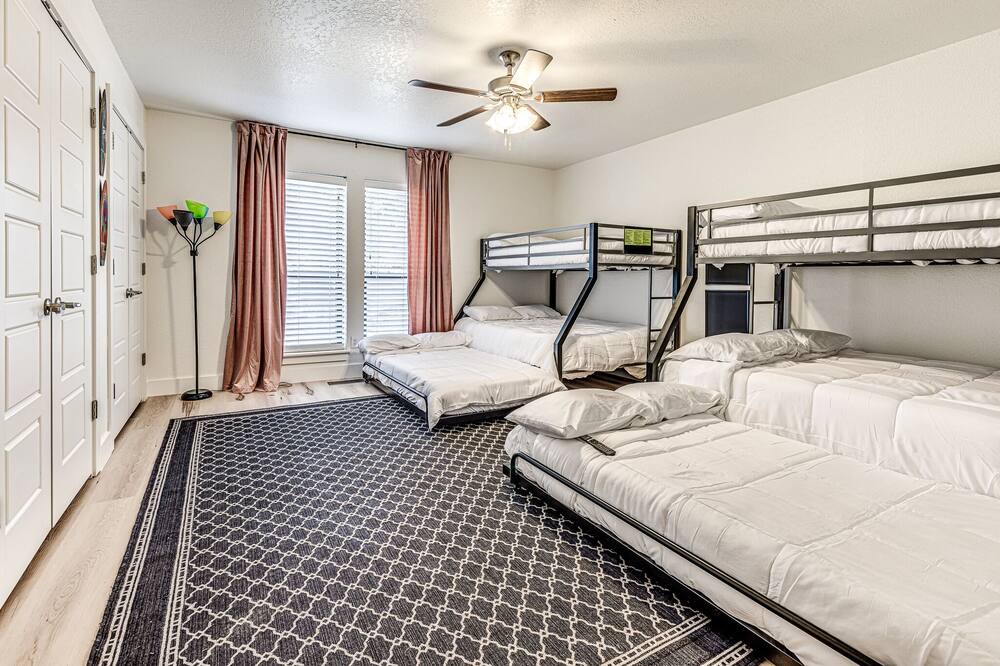 Photo of Bedroom in Norman