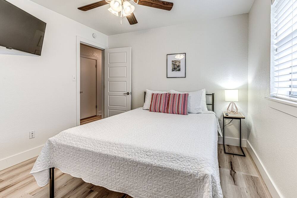 Photo of Bedroom in Norman