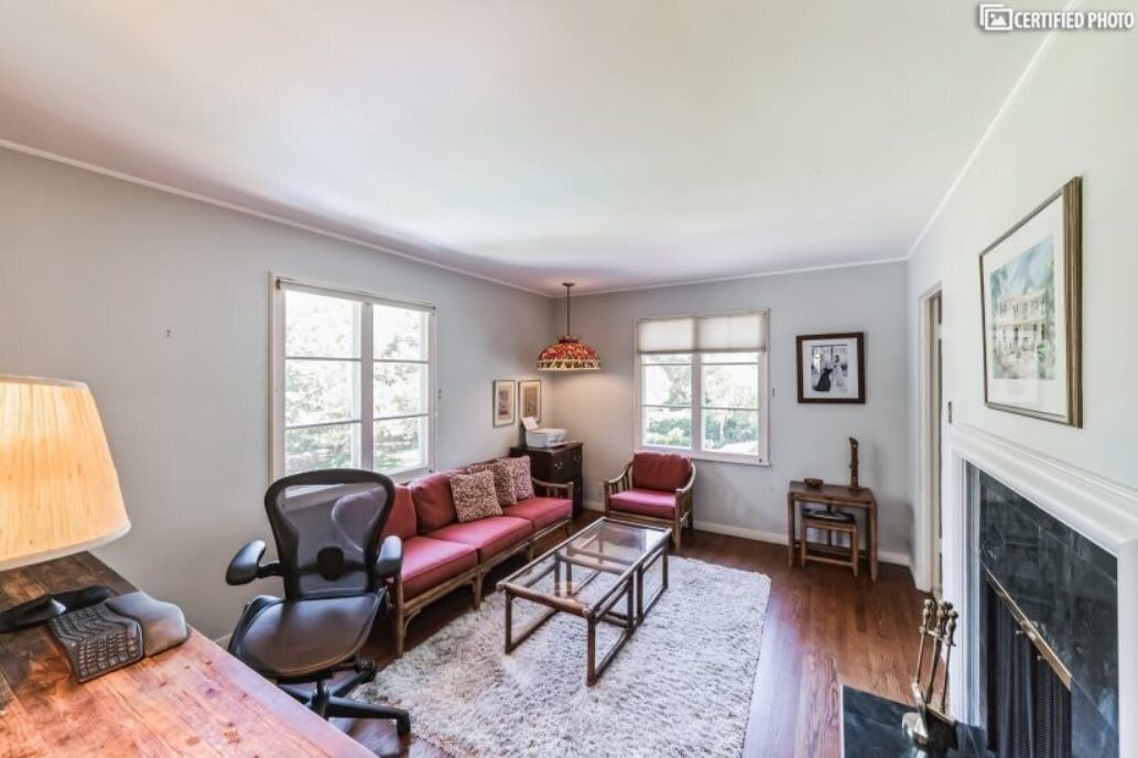 Photo of Livingroom in West Atherton