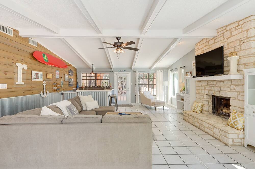 Photo of Bedroom in Belton