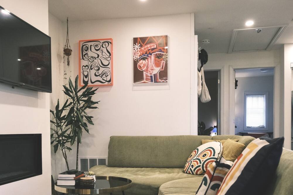 Photo of Livingroom in Oro-Medonte