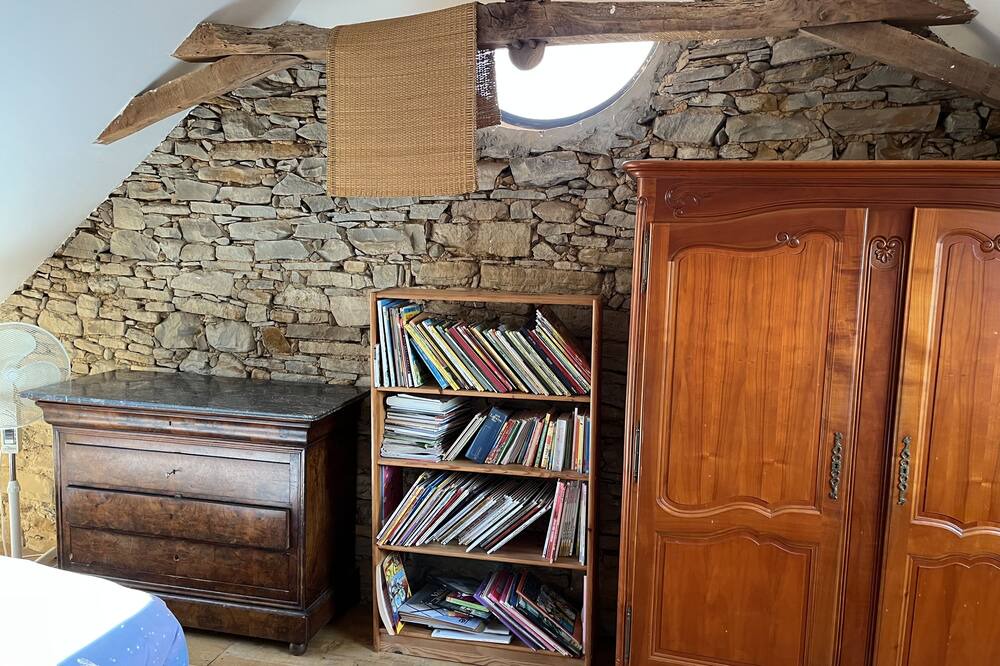 Photo of Bedroom in Gan