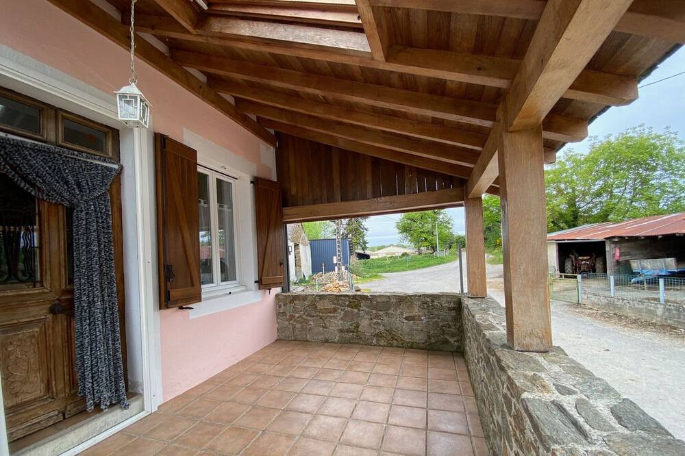 Photo of Patio Balcony in Previnquieres