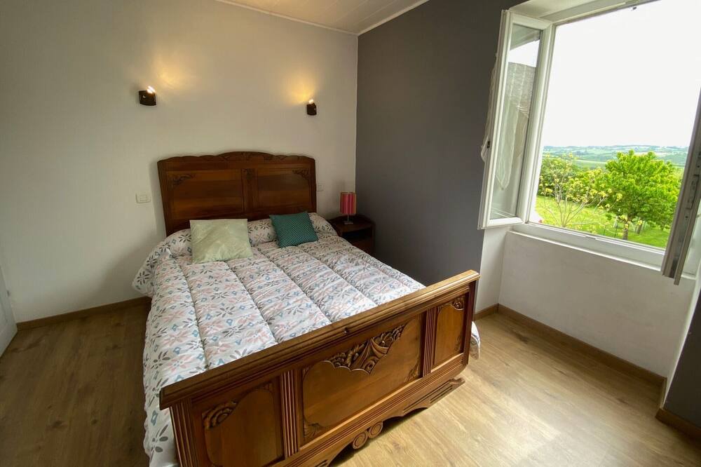 Photo of Bedroom in Previnquieres