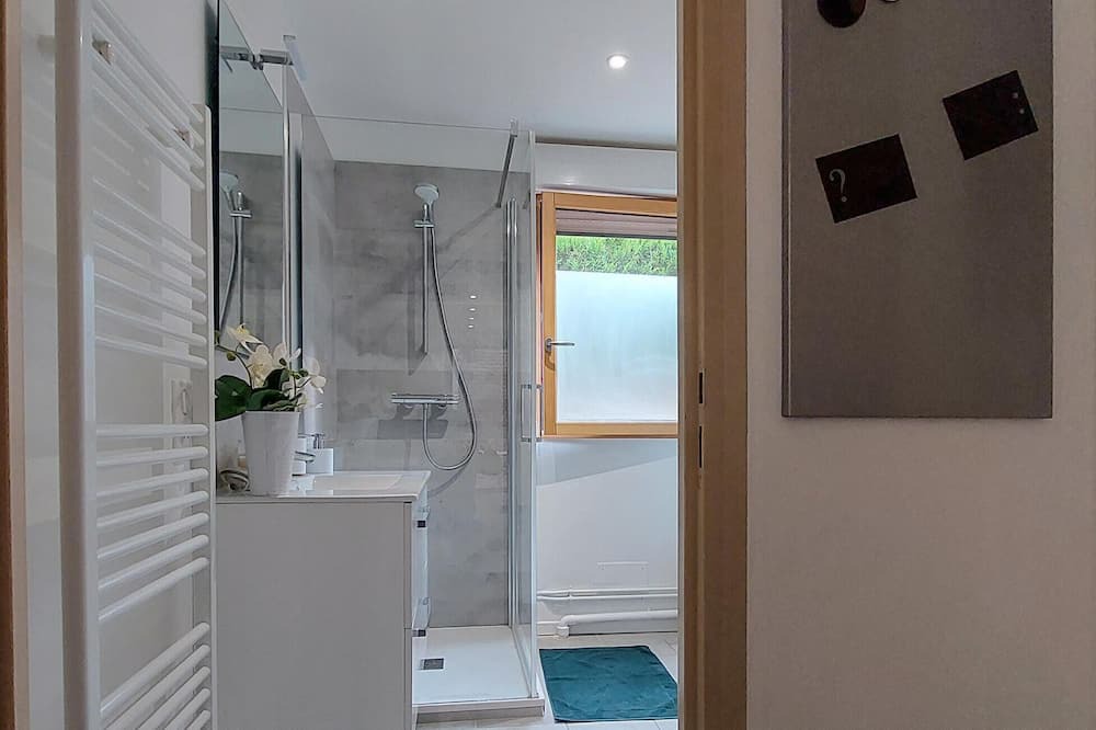 Photo of Bathroom in Pont-Audemer