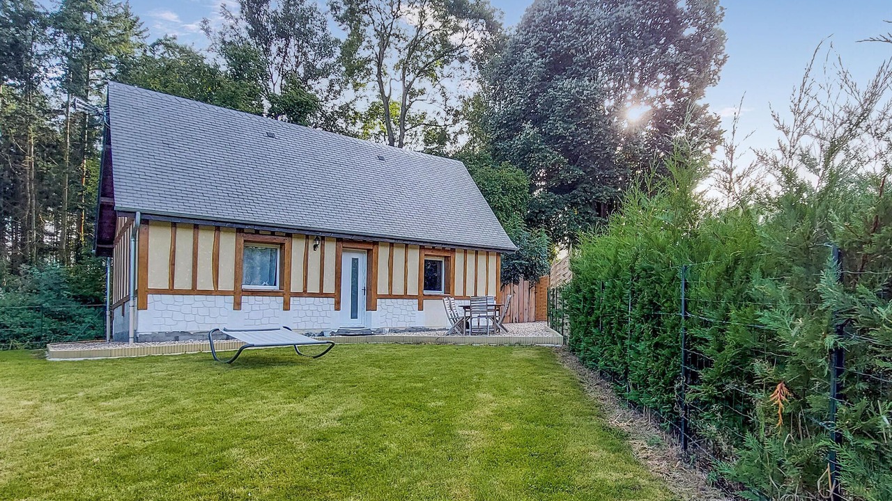 Photo of Outdoor in Livet-sur-Authou