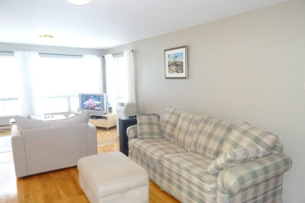 Photo of Livingroom in Lac-Connelly
