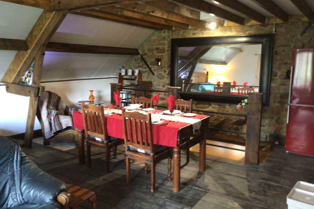 Photo of Others in Saint-Cyr-du-Bailleul