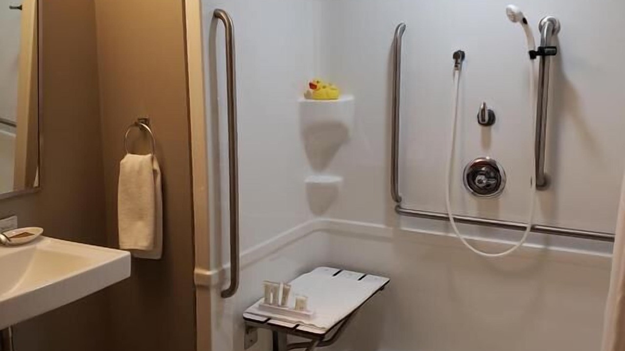 Photo of Bathroom in Souris