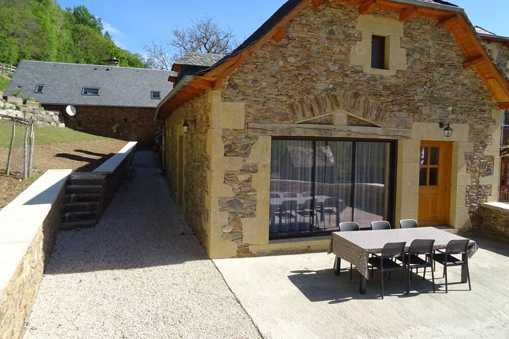 Photo of Outdoor in Sainte-Eulalie-d'Olt