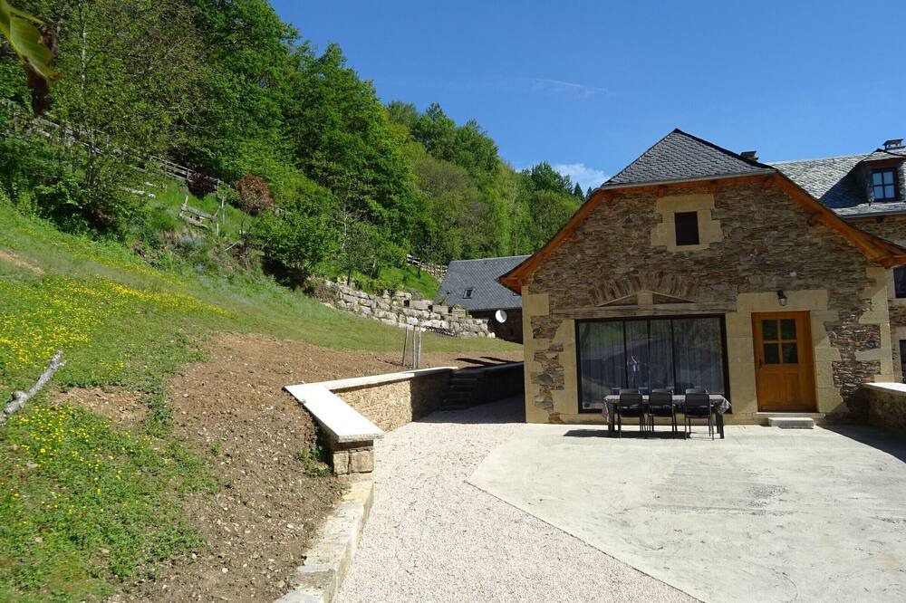 Photo of Outdoor in Sainte-Eulalie-d'Olt