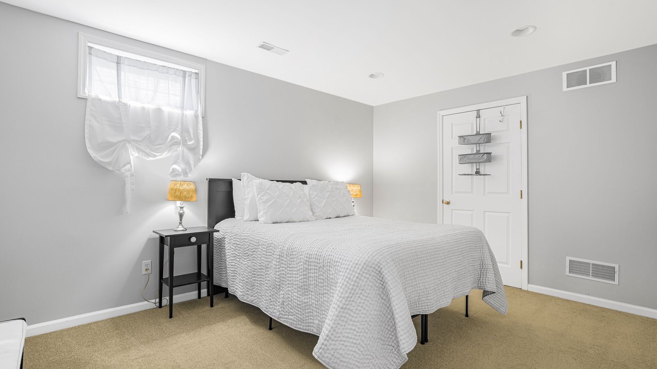 Photo of Others in Newark