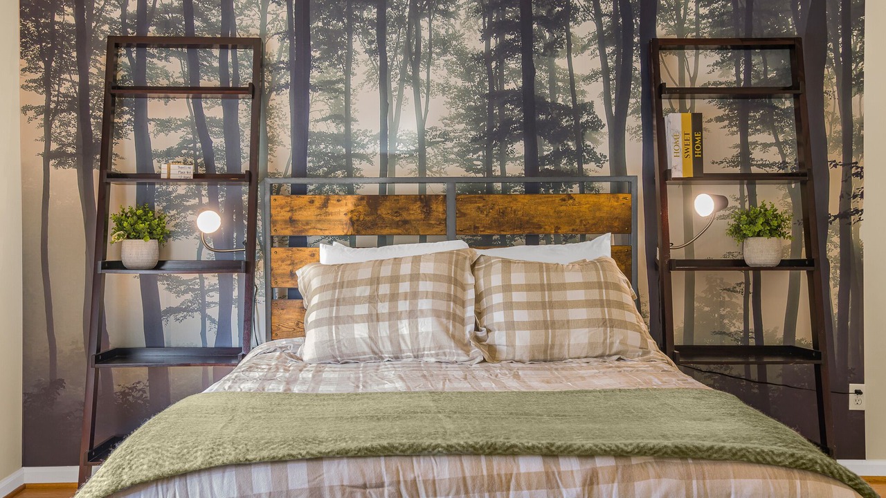 Photo of Others in Newark