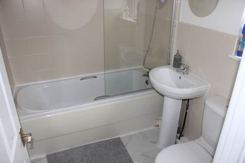 Photo of Bathroom in Curdworth