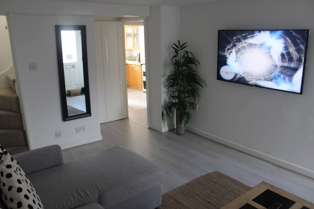 Photo of Livingroom in Curdworth