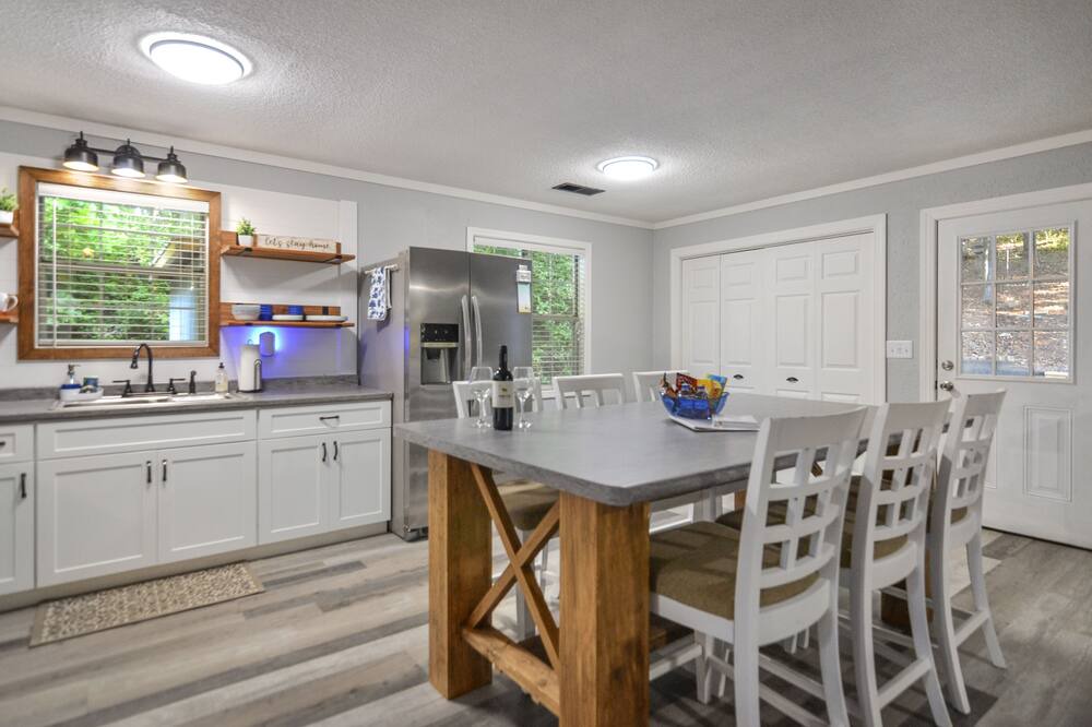 Photo of Others in Eagle Mountain