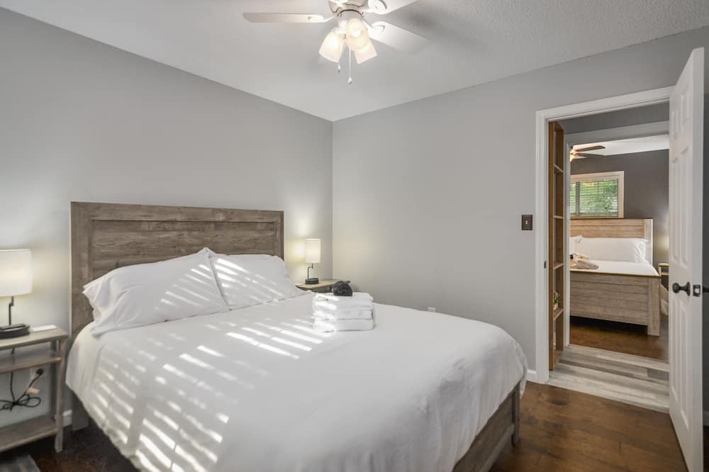 Photo of Others in Eagle Mountain