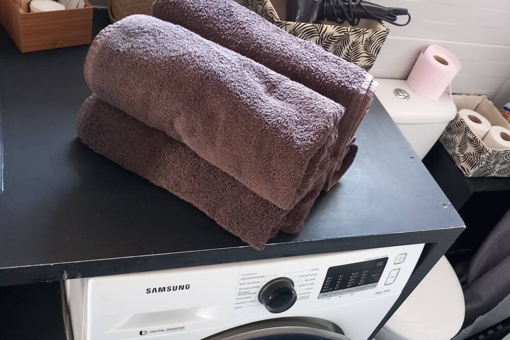 Photo of Bathroom in Marquise