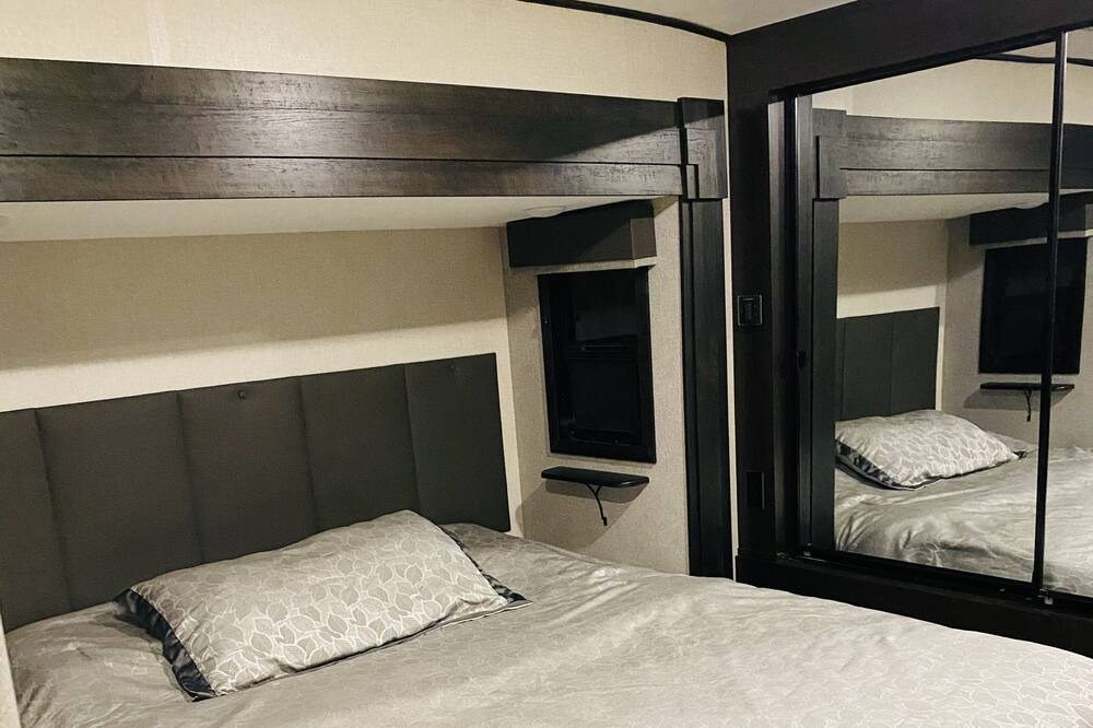 Photo of Bedroom in Iowa Colony