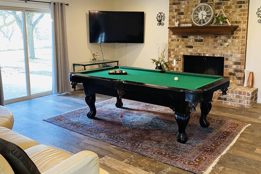 Photo of Bedroom in Iowa Colony