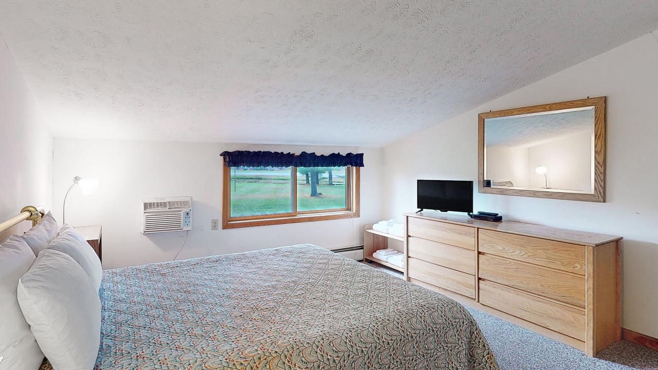 Photo of Others in Woodstock