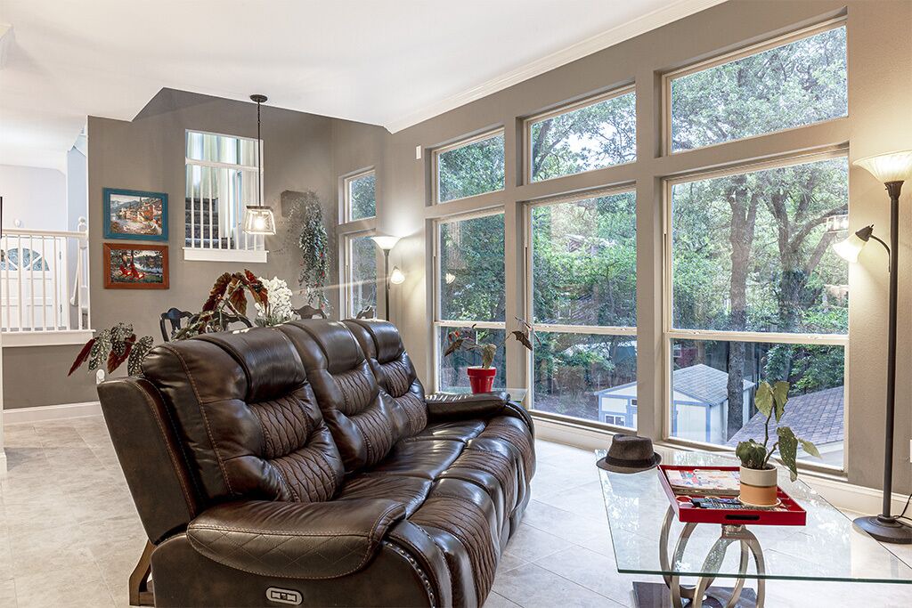 Photo of Livingroom in Highland Village