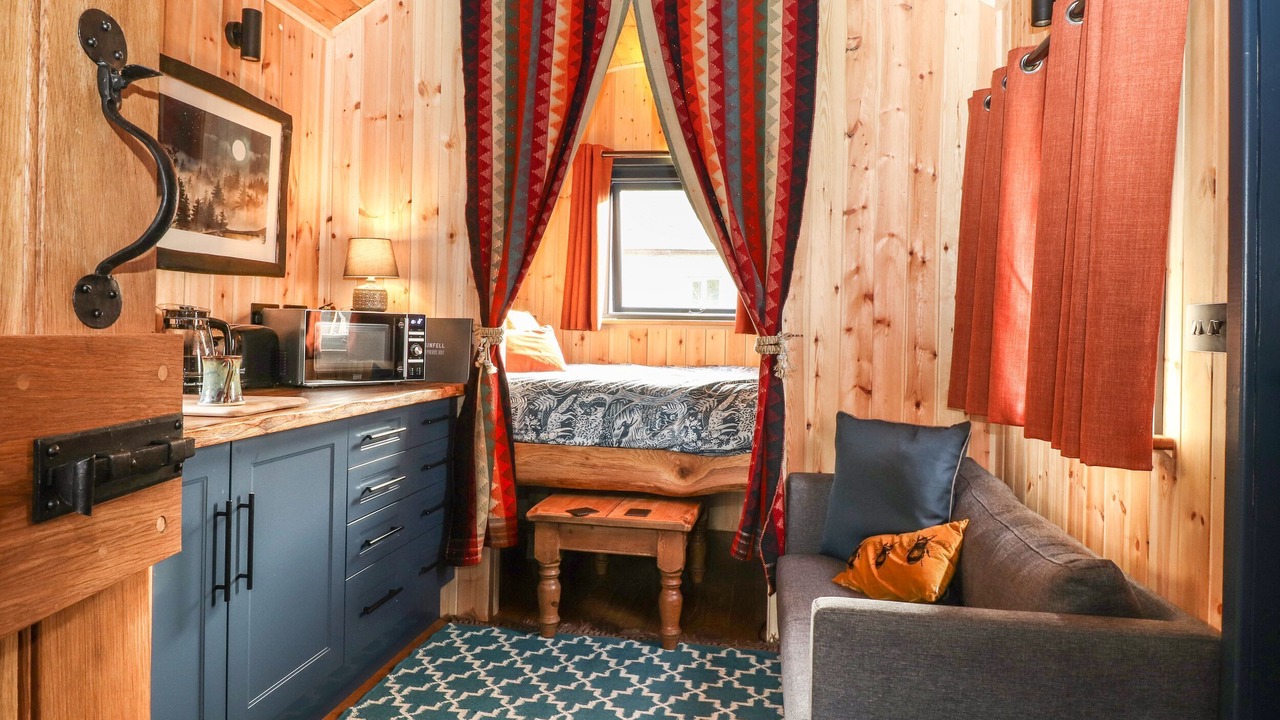 Photo of Others in Knock