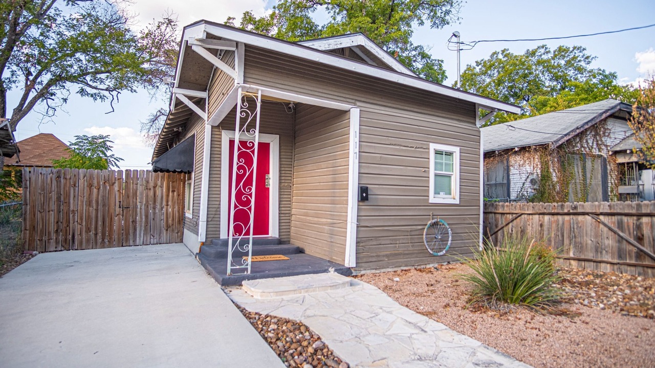 Photo of Outdoor in Near East Side