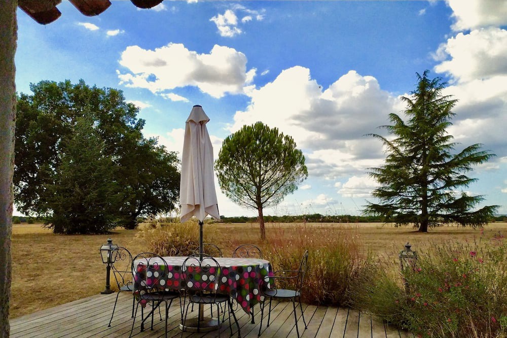 Photo of Outdoor in Montans