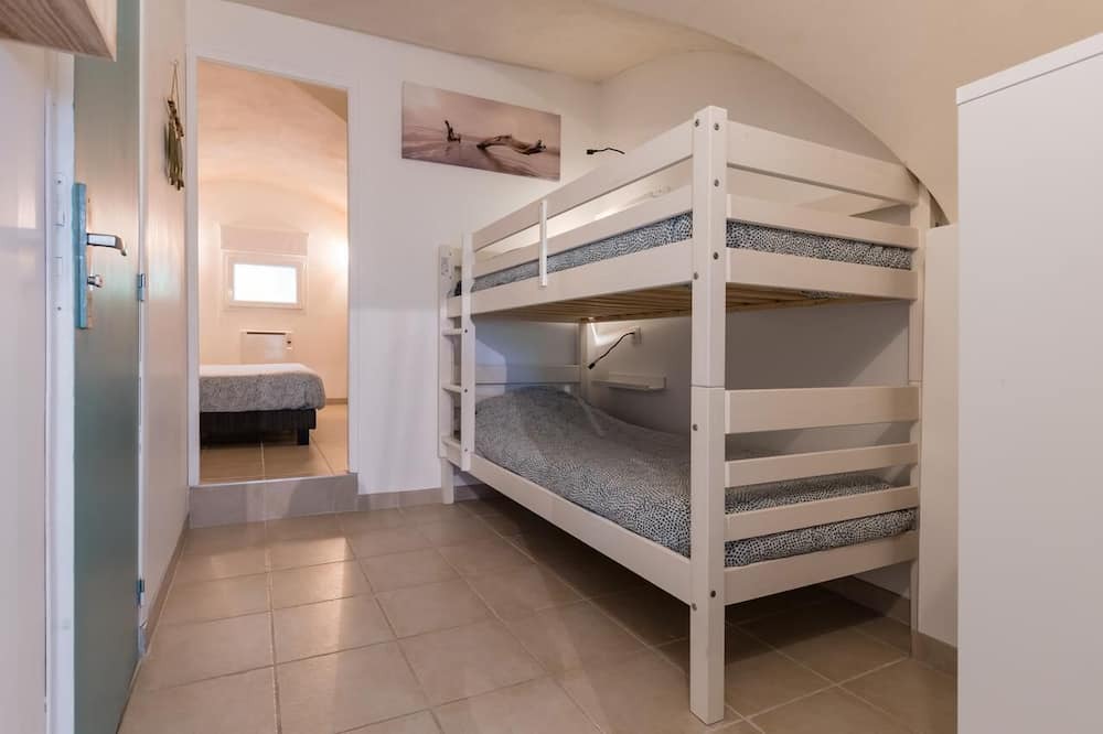 Photo of Bedroom in Mirabel-et-Blacons