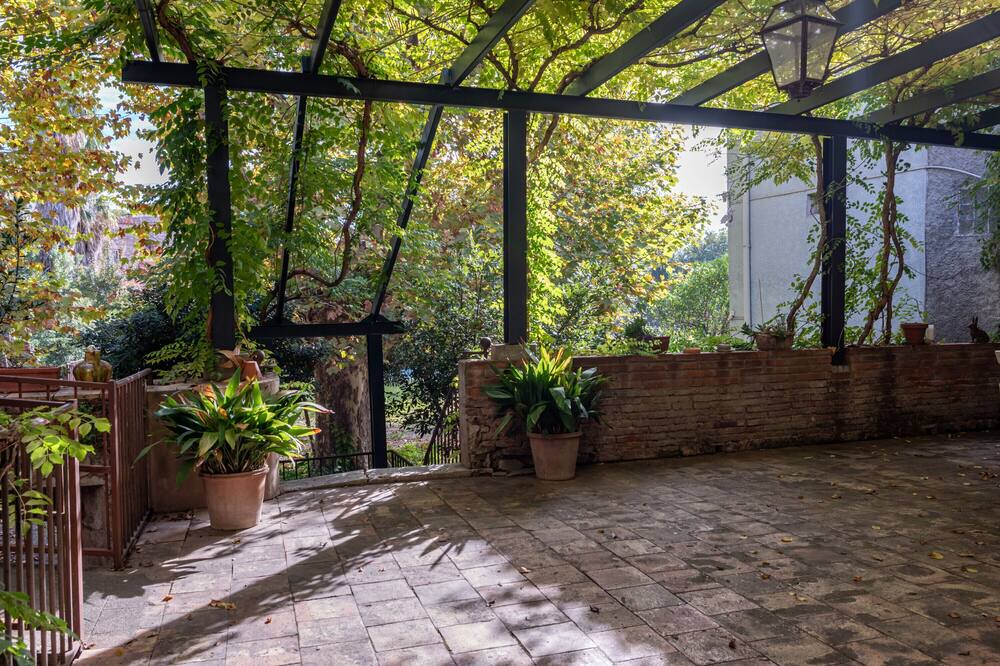 Photo of Outdoor in Palau-del-Vidre