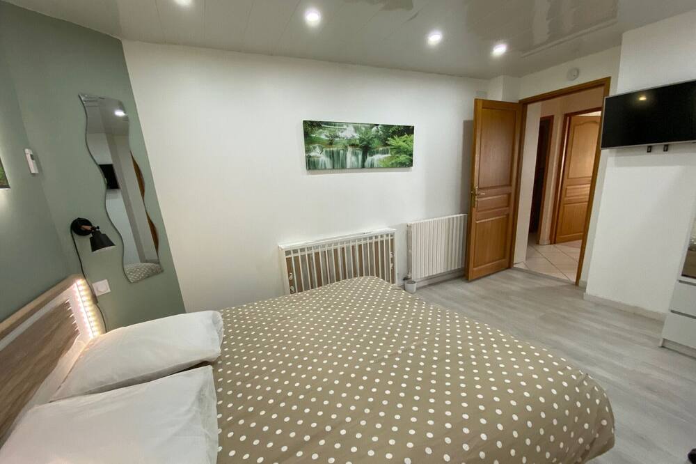 Photo of Bedroom in Previnquieres