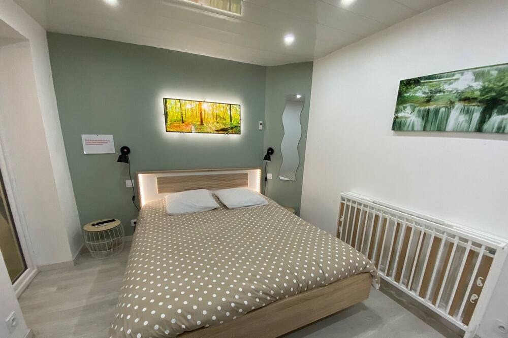 Photo of Bedroom in Previnquieres
