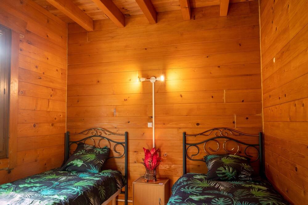 Photo of Bedroom in Salles-Curan