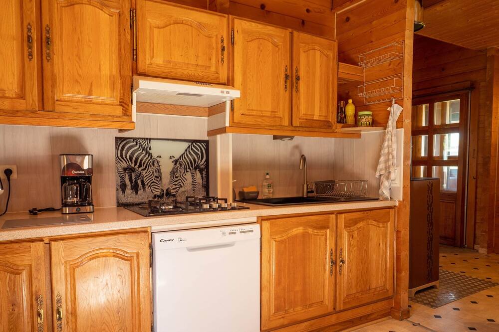 Photo of Kitchen in Salles-Curan