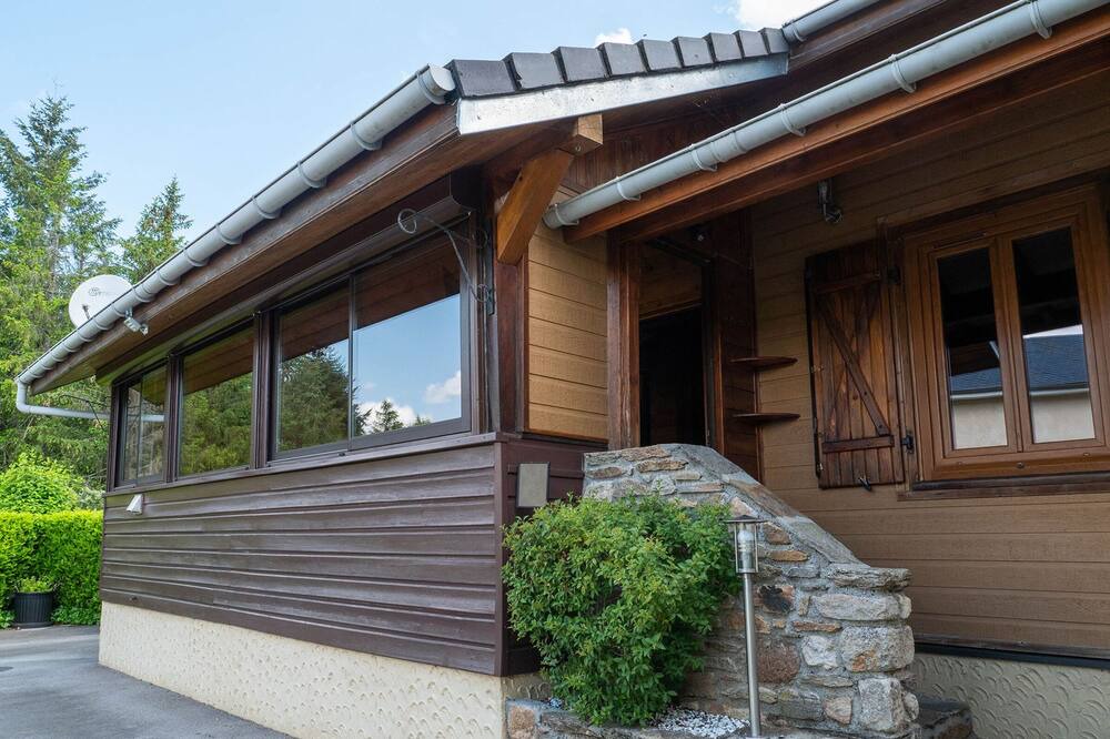 Photo of Outdoor in Salles-Curan