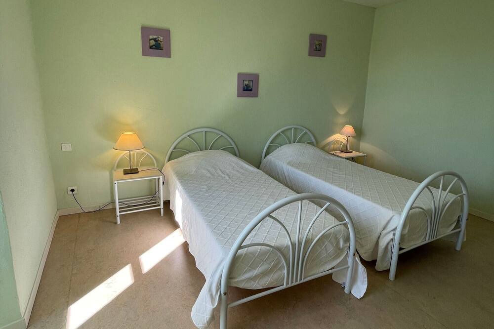 Photo of Bedroom in Saint-Andre-de-Vezines