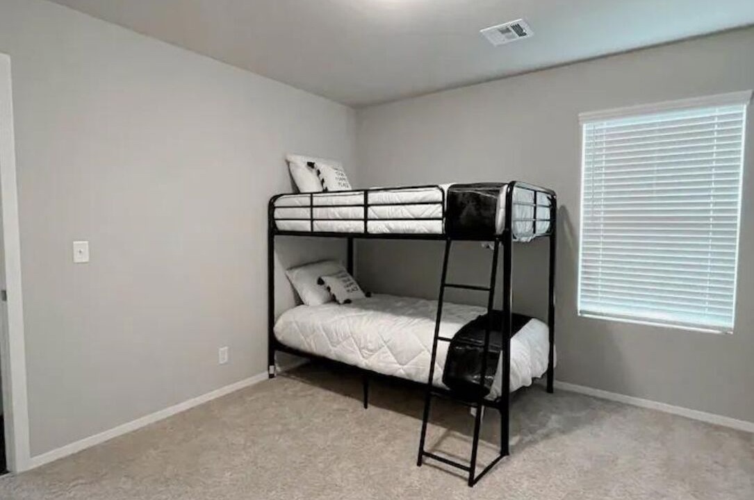 Photo of Others in Bixby