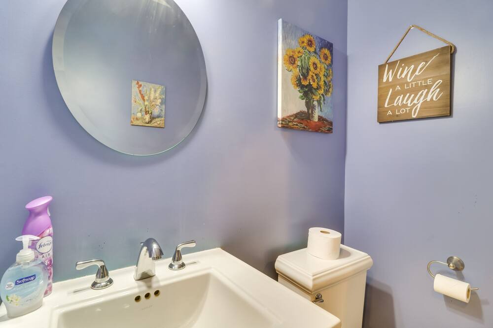 Photo of Bathroom in Spottswood