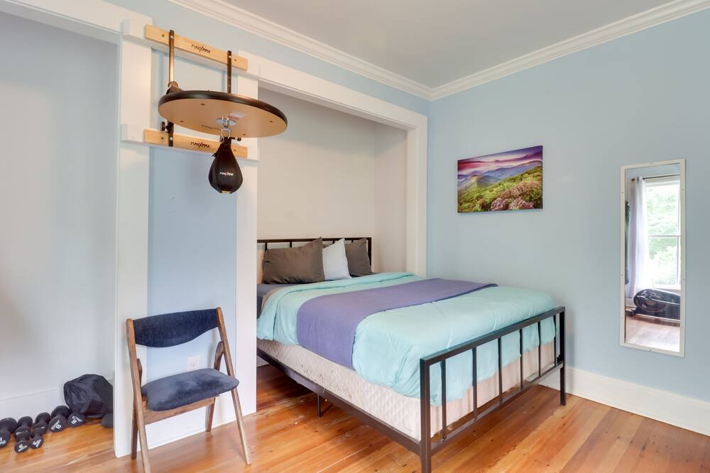 Photo of Bedroom in Spottswood