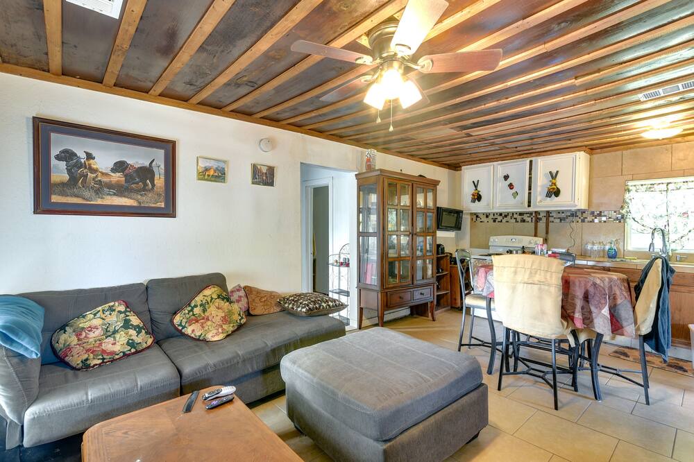 Photo of Livingroom in Texas Gulf Coast Region