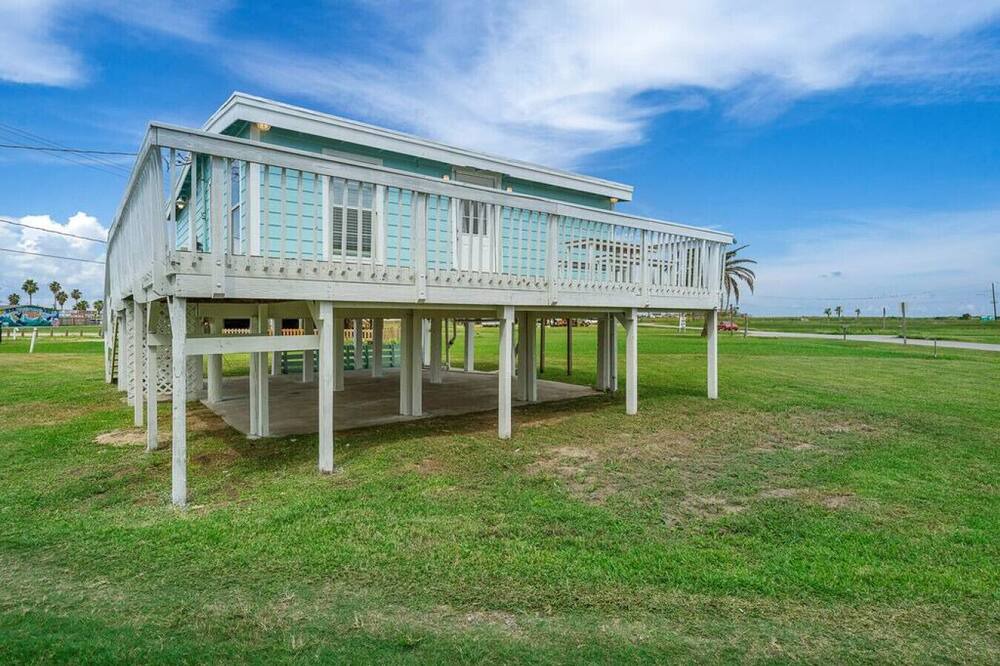 Photo of Others in Surfside Beach
