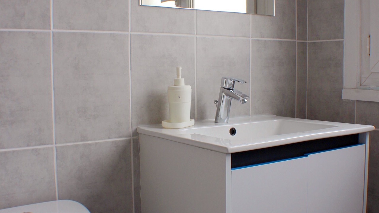 Photo of Bathroom in Quartier de la Chapelle