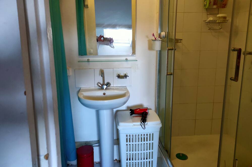 Photo of Bathroom in Clichy