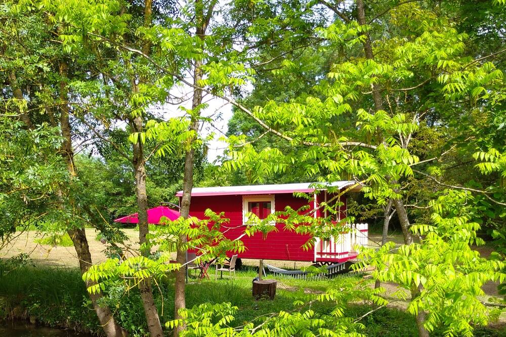 Photo of Outdoor in Le Vieil-Bauge