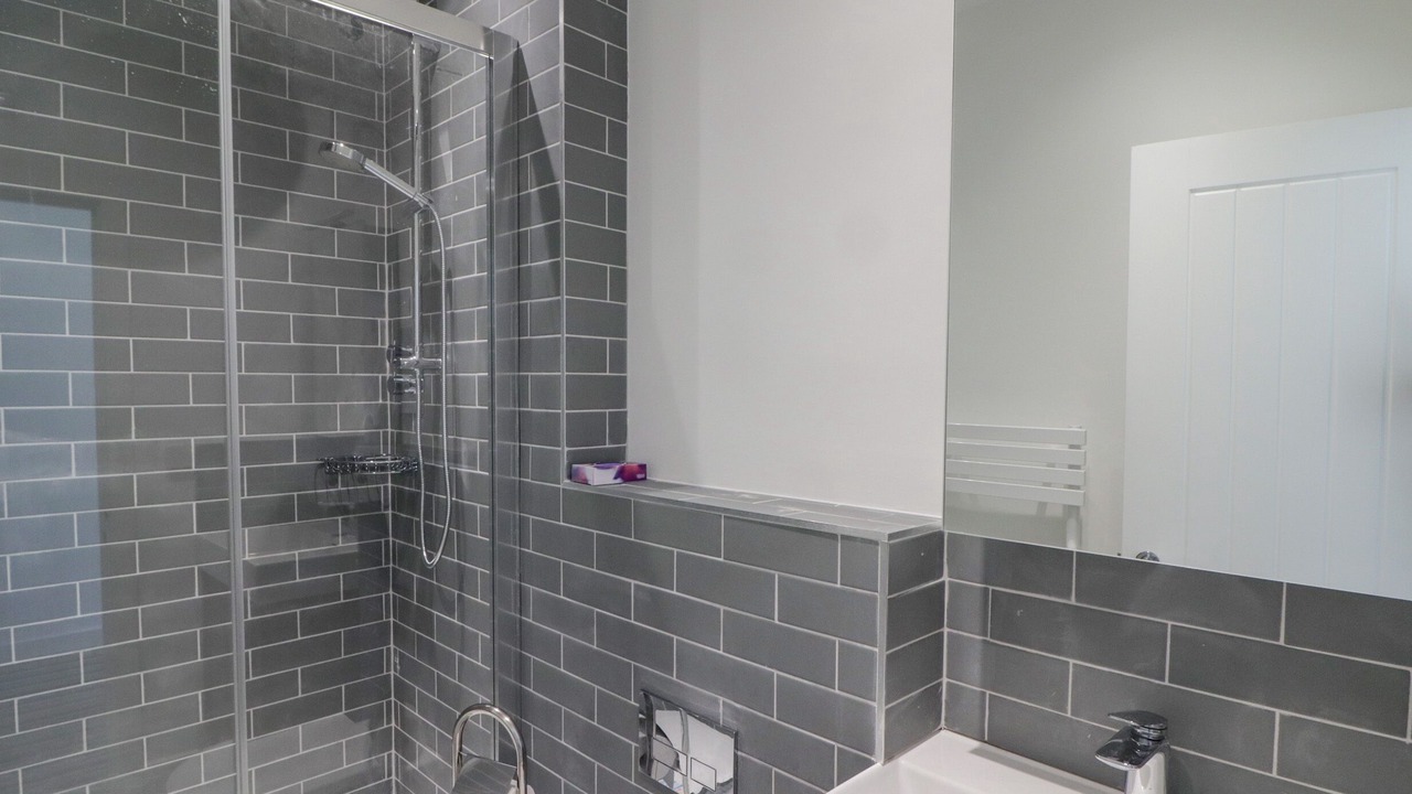 Photo of Others in Pen-clawdd