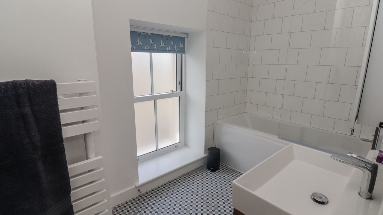 Photo of Others in Pen-clawdd