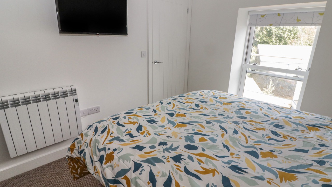 Photo of Others in Pen-clawdd