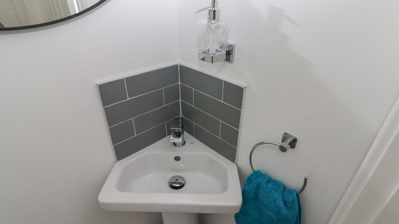 Photo of Others in Pen-clawdd